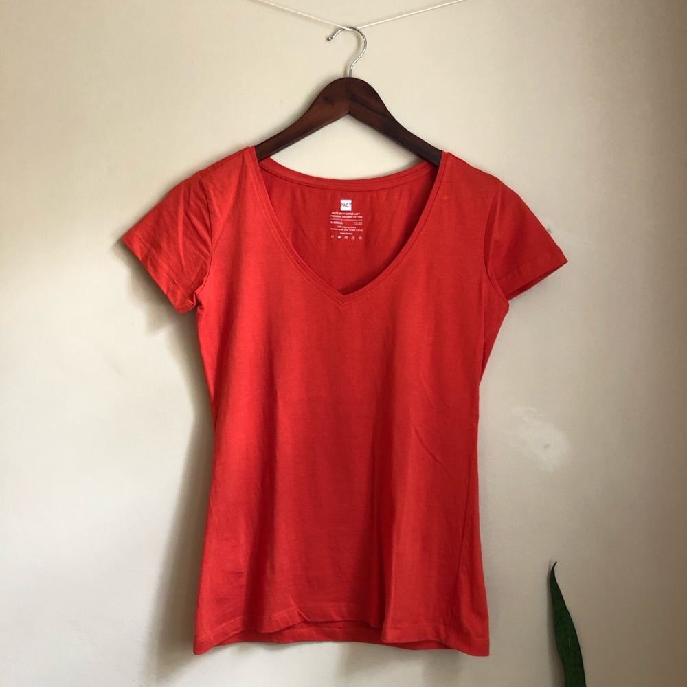 PACT Organic Cotton V-Neck Tee